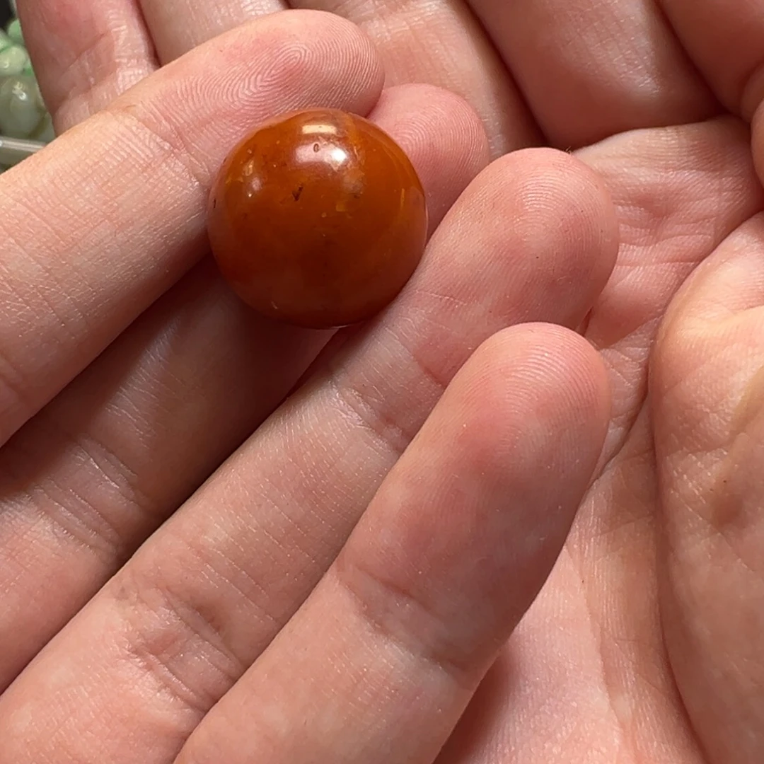 王***某未镶嵌颈饰蜜蜡吊坠