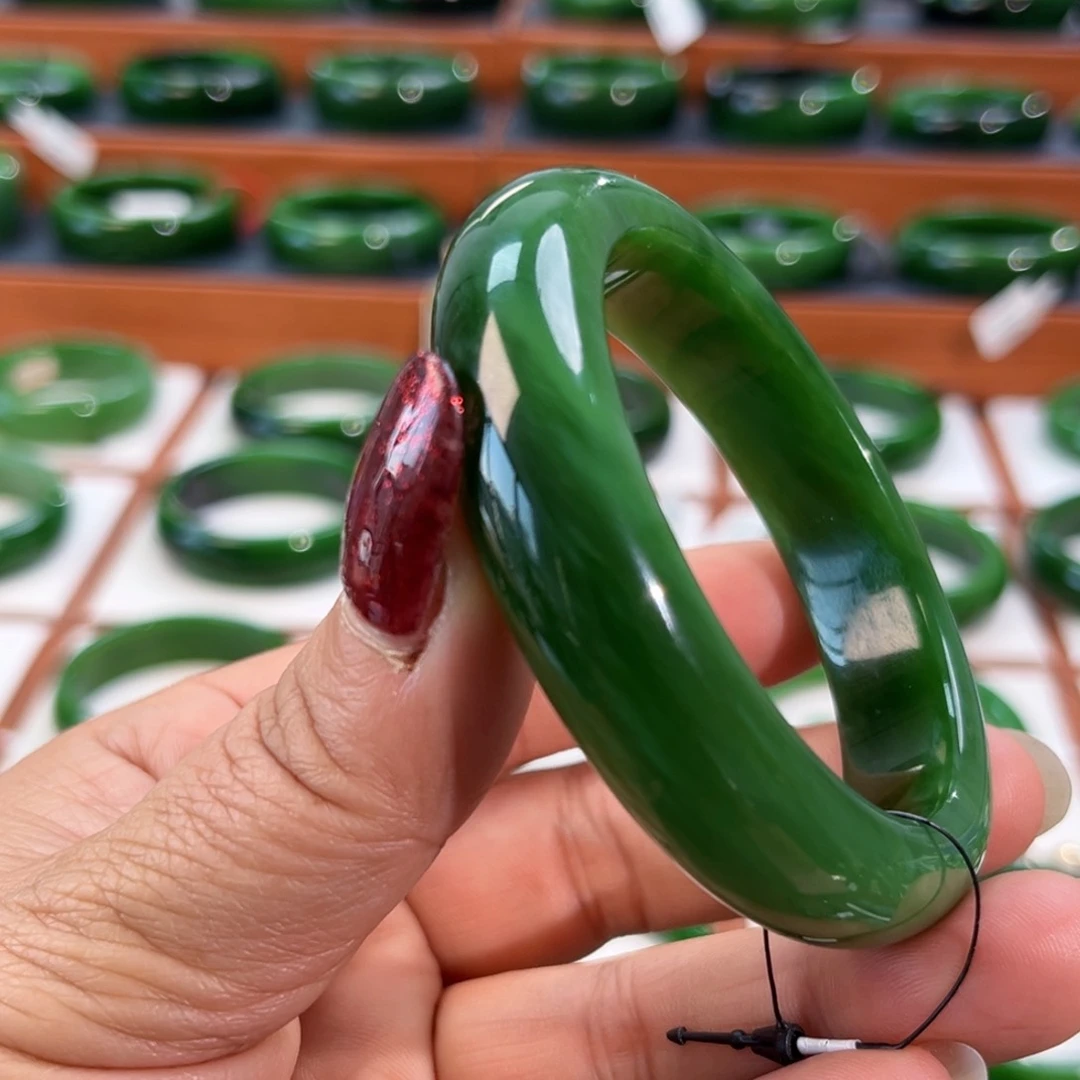 未镶嵌手镯和田玉鸿*