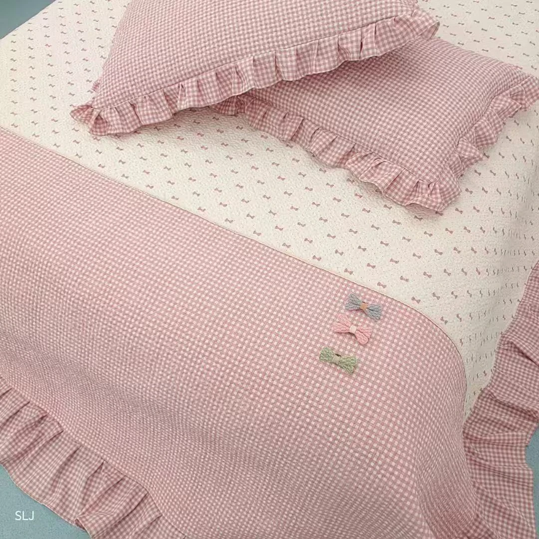 2.5×2.7米七里香优质床盖三件套