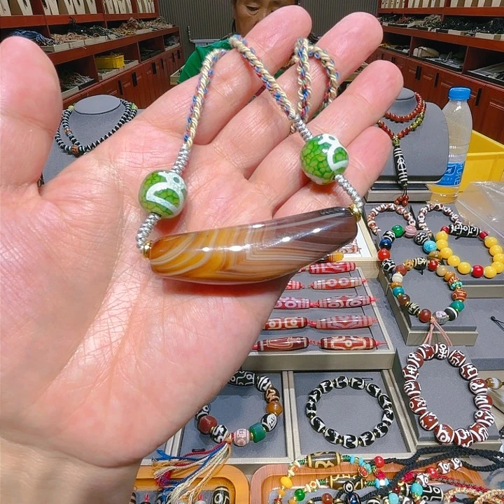 未镶嵌玛瑙/玉髓珠宝奇石