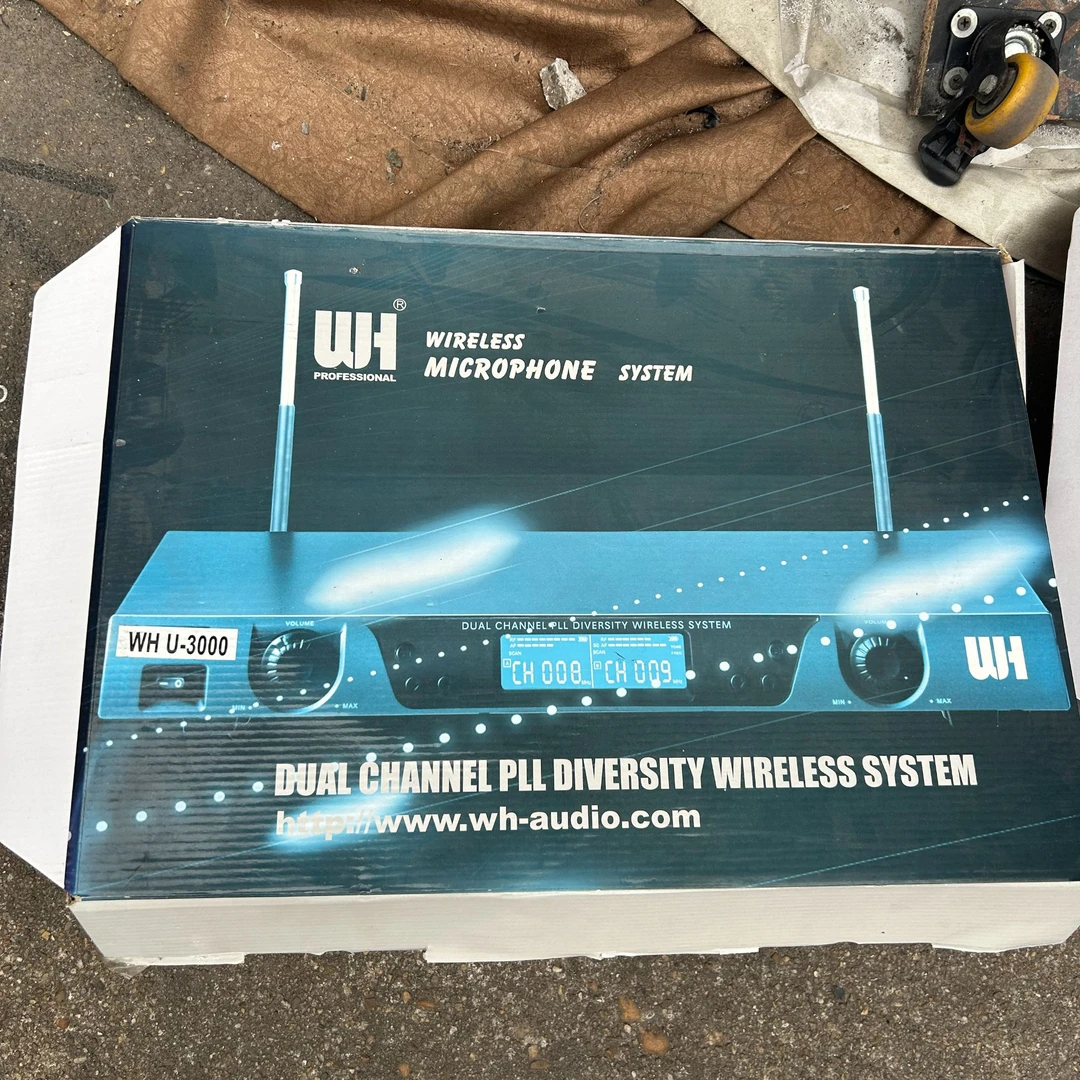 未拆封  WH U-3000无线话筒