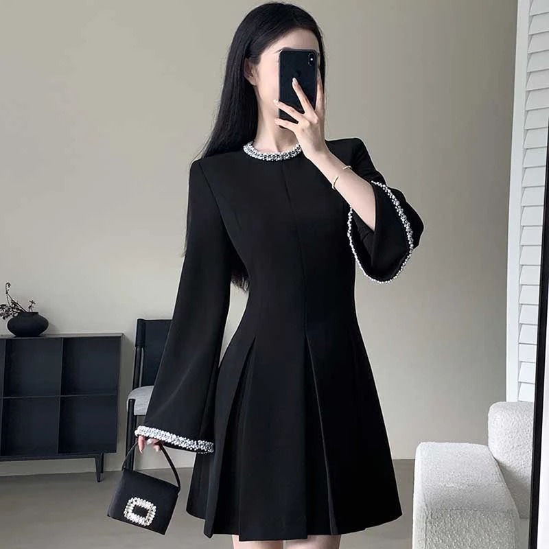 【乐乐】时尚气质黑色女春新款法式复古显瘦赫本风短裙D0735