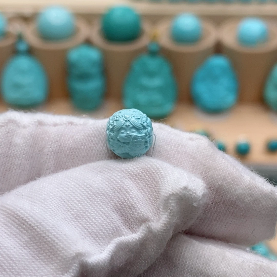 绿松石未镶嵌珠宝奇石