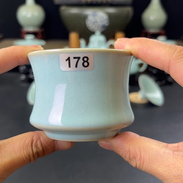 *****瓷片天青釉束腰杯178号