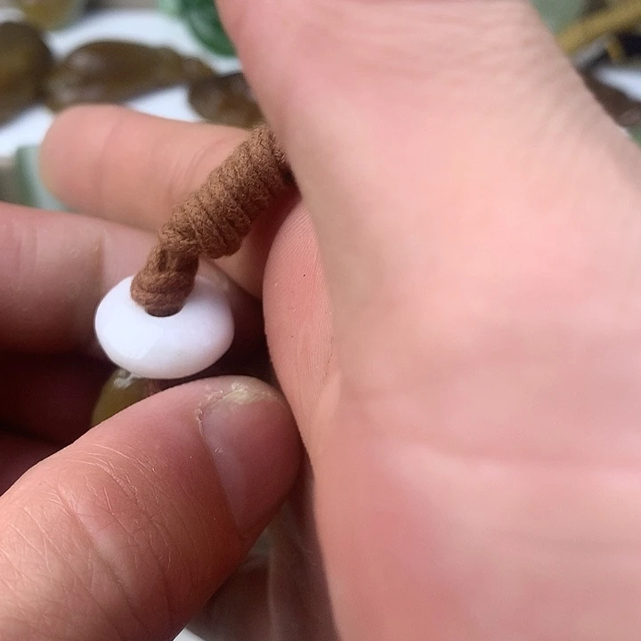 和田玉（糖玉）未镶嵌颈饰