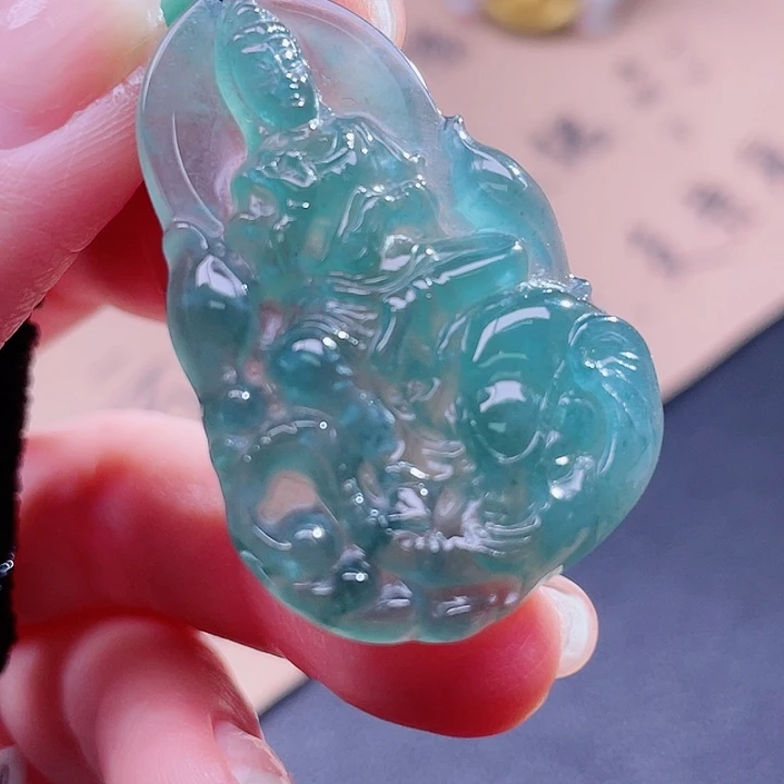 翡翠吊坠(不含链)未镶嵌