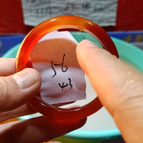 玛瑙/玉髓手镯未镶嵌