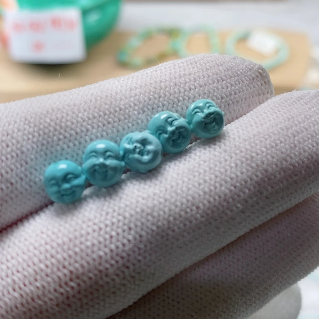 绿松石颈饰未镶嵌