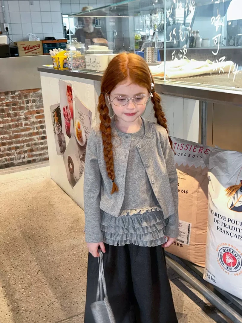 2025秋季新款女童韩版时尚简约纯色花边背心+长袖外套两件套