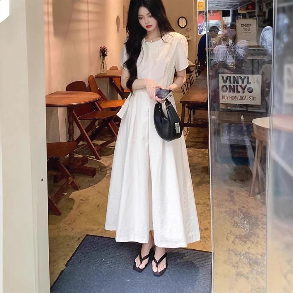 法式复古长款减龄连衣裙夏季显瘦白色设计感气质收腰大摆裙长裙子