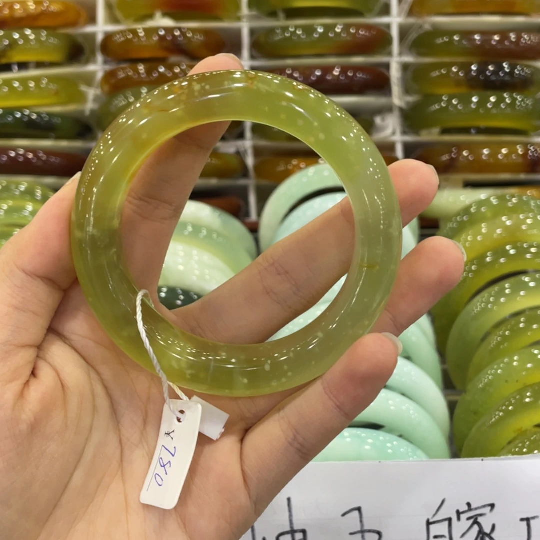 未镶嵌蛇纹石玉手镯