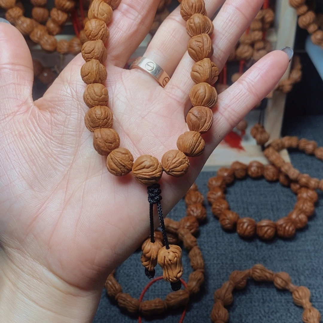 桃核吊坠龙纹桃枭