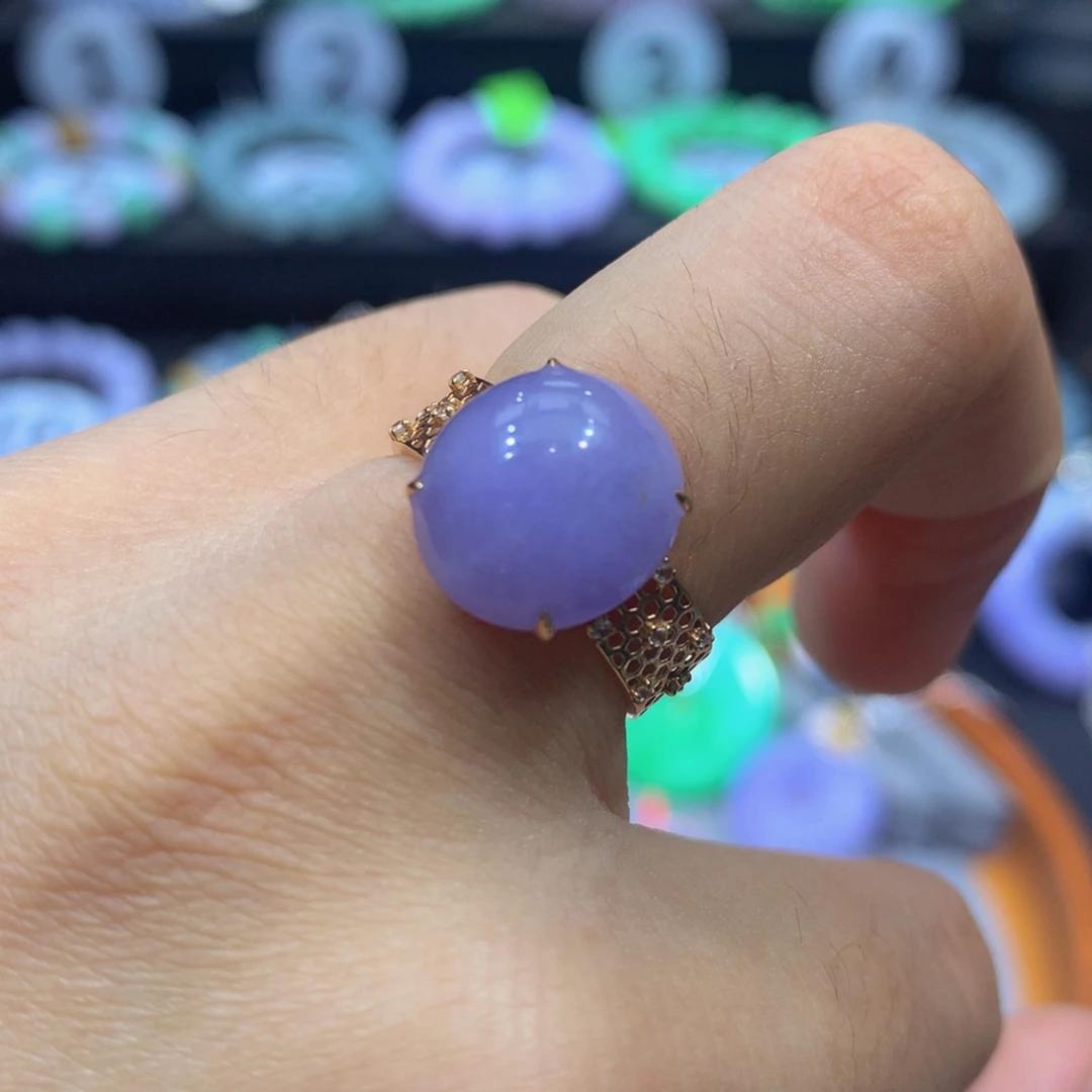 翡翠18K金镶嵌颈饰翡翠