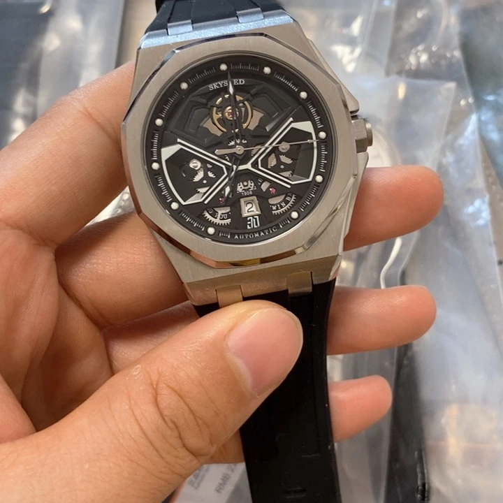 花岗石不锈钢小怪兽