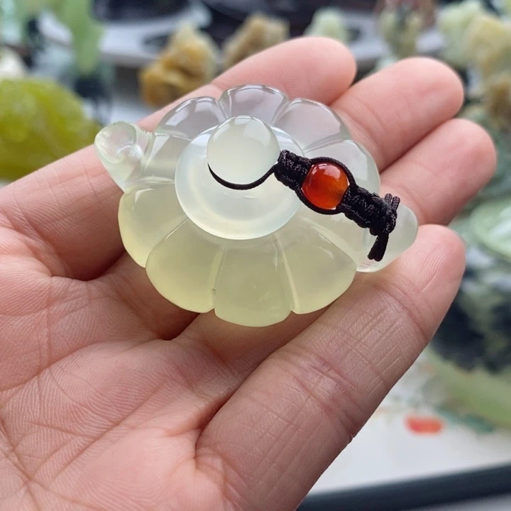 岫玉四大名玉手把壶未镶嵌