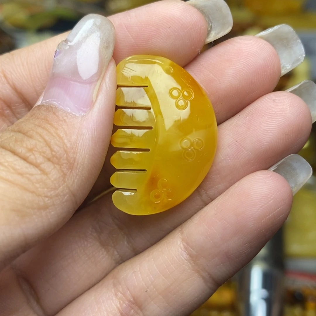未镶嵌琥珀珠宝奇石