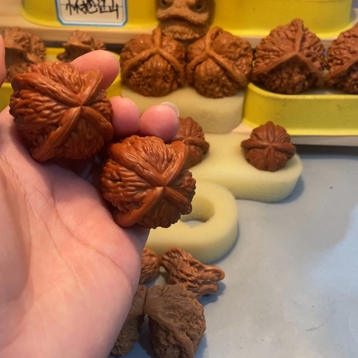 文玩核桃吊坠该****销tututyyxxyy