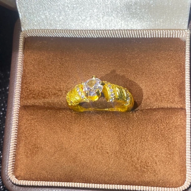 铜合金戒指 金色戒指