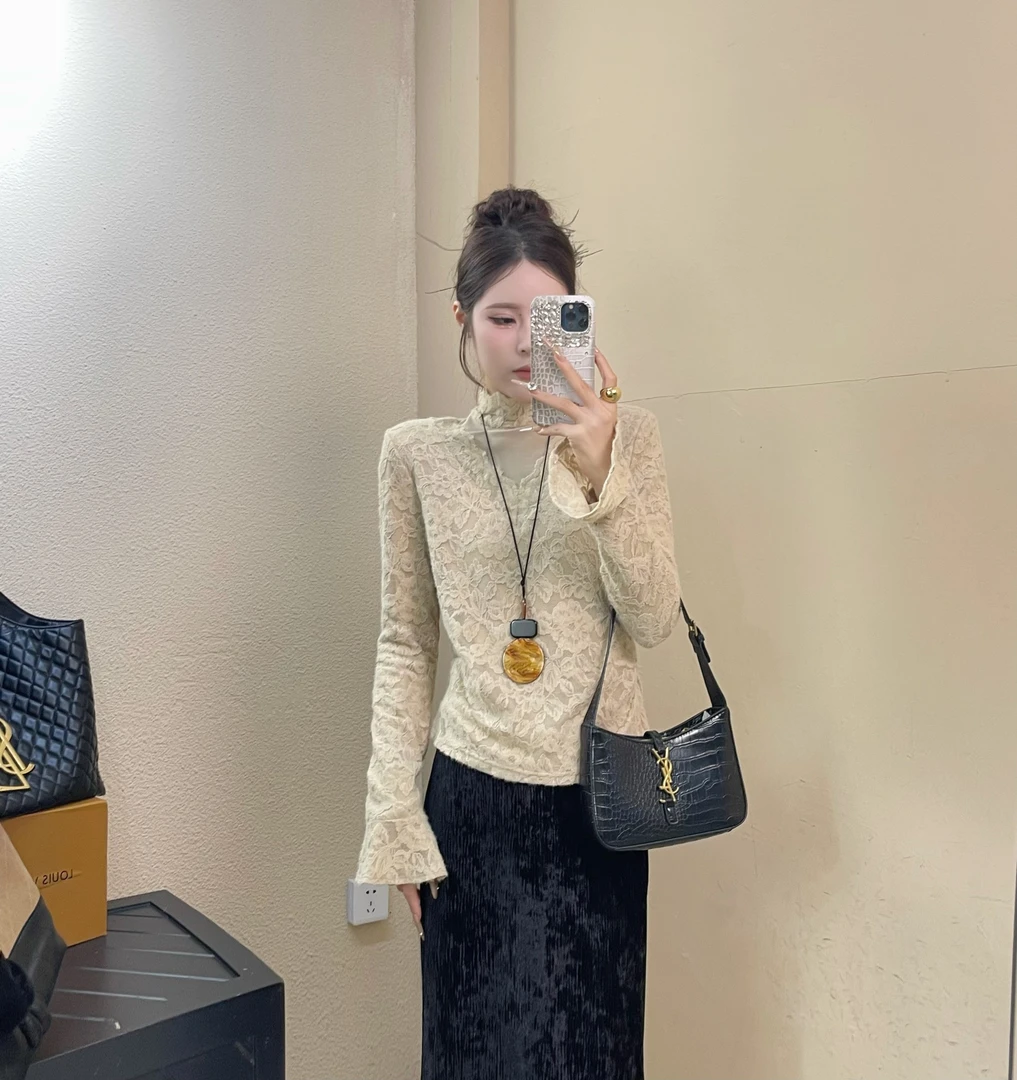 韩国东大门2025冬季新款加绒蕾丝拼接打底修身显瘦百搭洋气轻奢