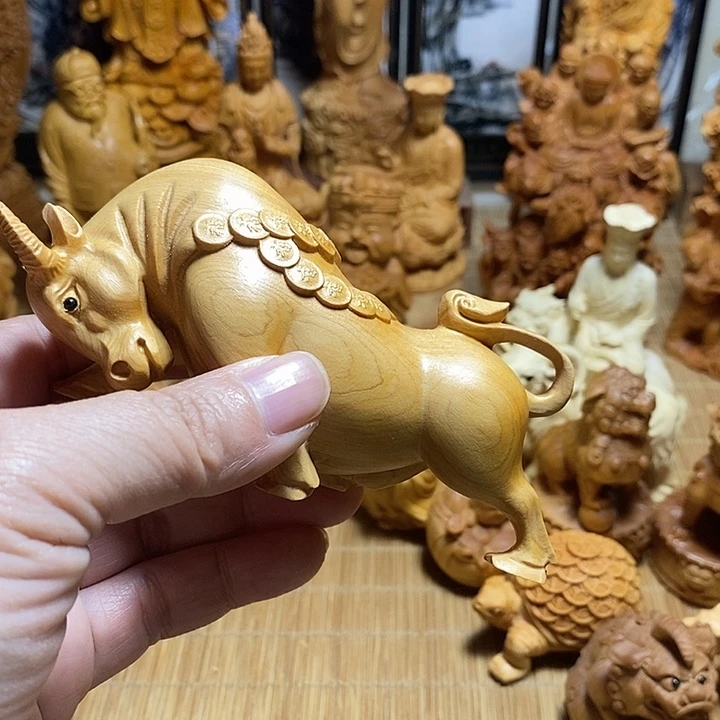 柏木（崖柏）牛摆件