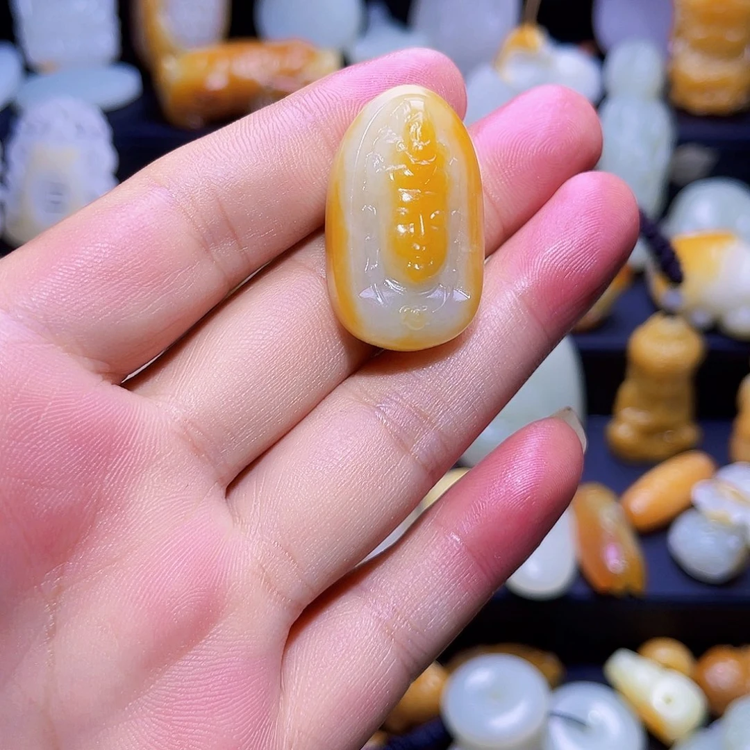 永***艺颈饰未镶嵌和田玉