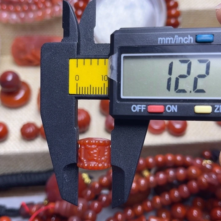 南红玛瑙未镶嵌手链六字真言