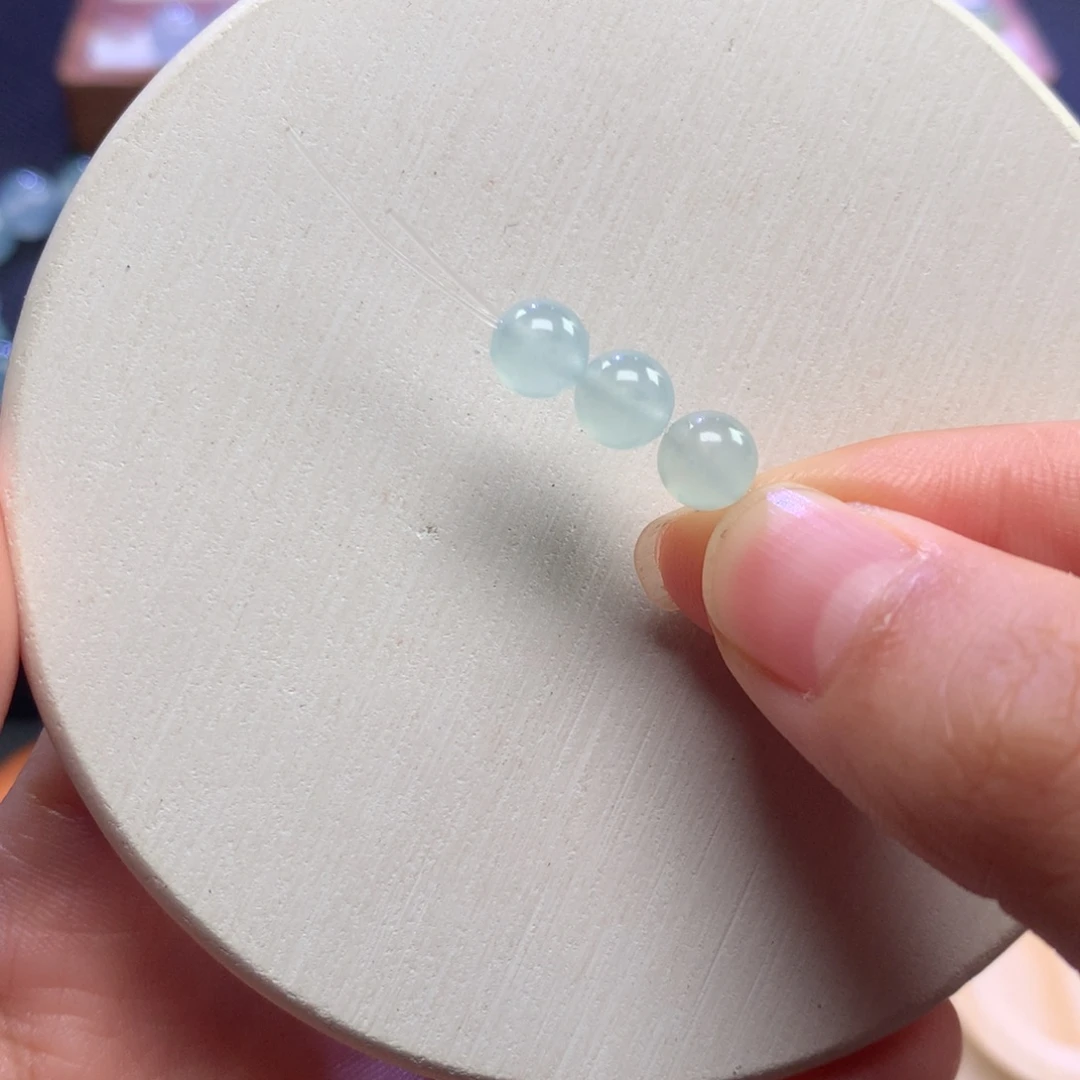 翡翠未镶嵌手链6mm