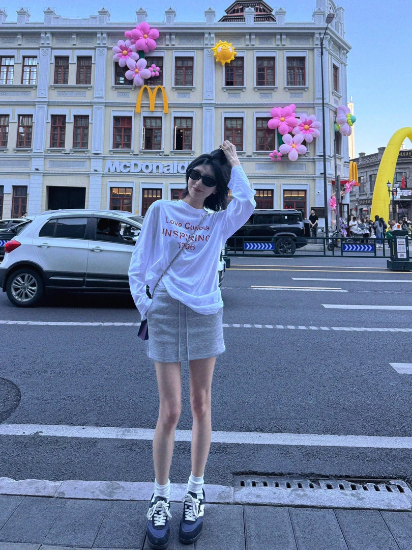 夏季时尚新款韩系通勤高级感显瘦上衣百搭显瘦短裙洋气休闲衣服女