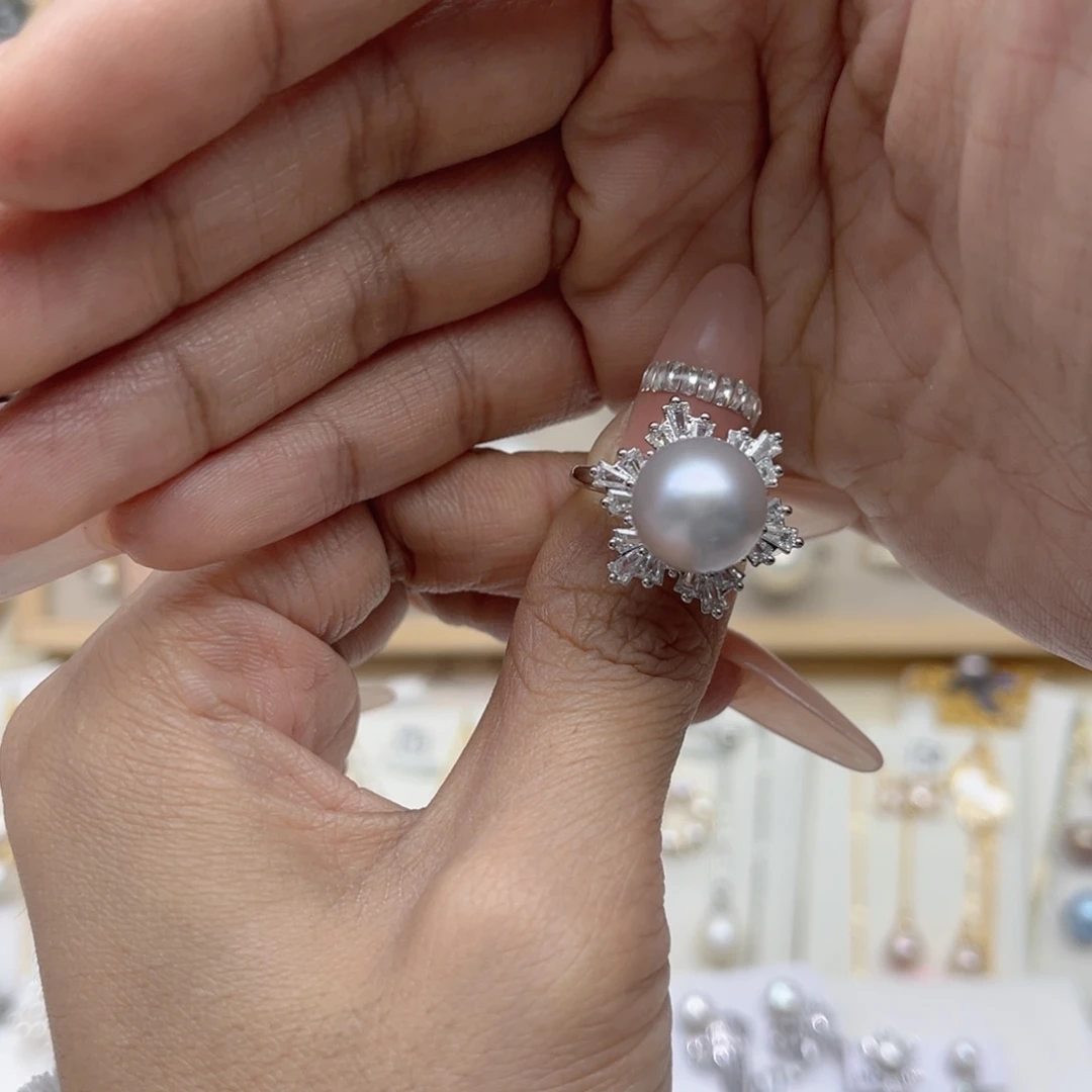 岩***家戒指淡水珍珠合金