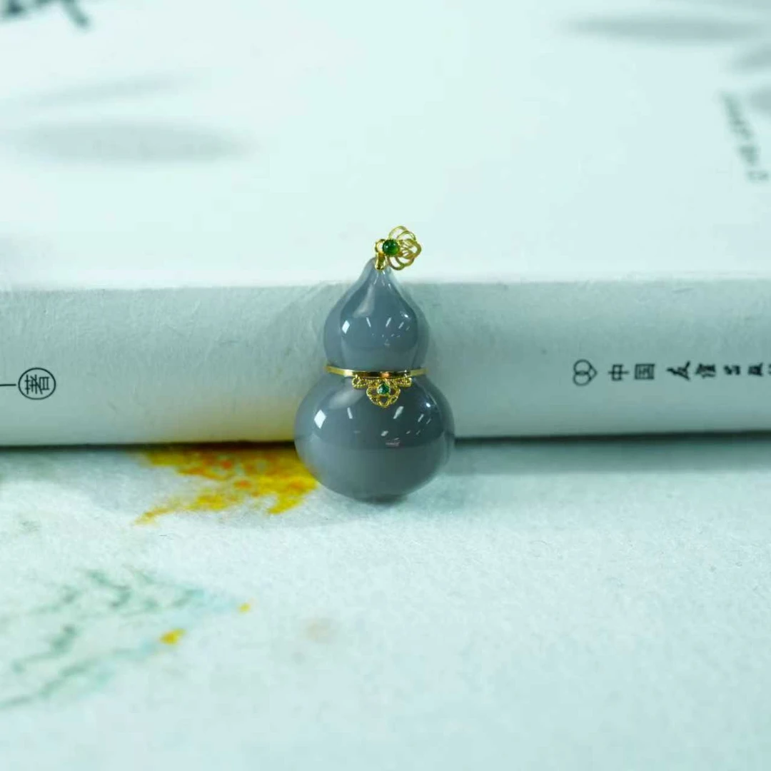 【睿泽&小池专属】18K和田玉烟紫葫芦吊坠 26*17*7mm KS0040187