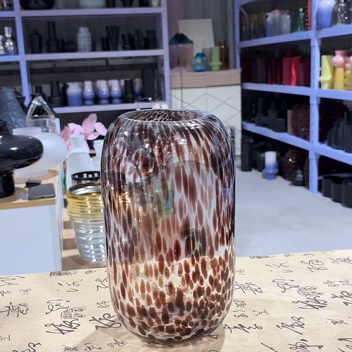 琉璃制品豹纹花瓶