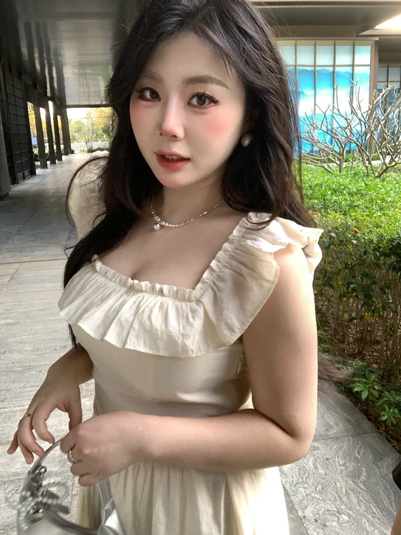 【大小姐】“春日橙花”法式荷叶边无袖纯色连衣裙甜美飞飞袖显瘦裙子