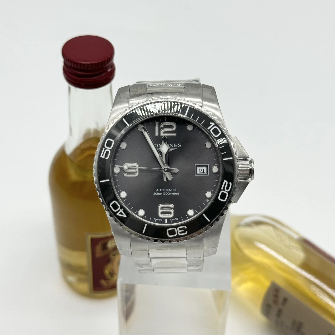 未使用 Longines/浪琴 康卡斯系列 自动机械 精钢+陶瓷 41mm 25全