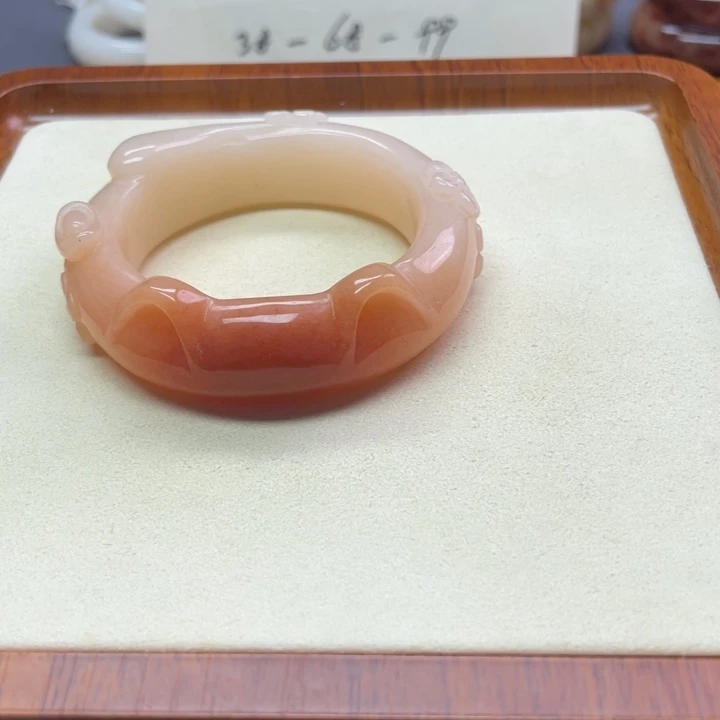 未镶嵌石英岩玉珠宝奇石青**原