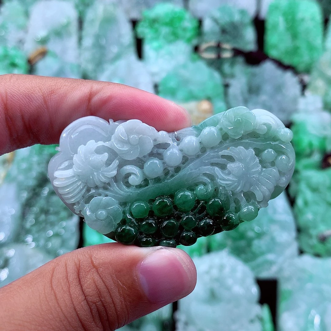 翡翠未镶嵌吊坠(不含链)