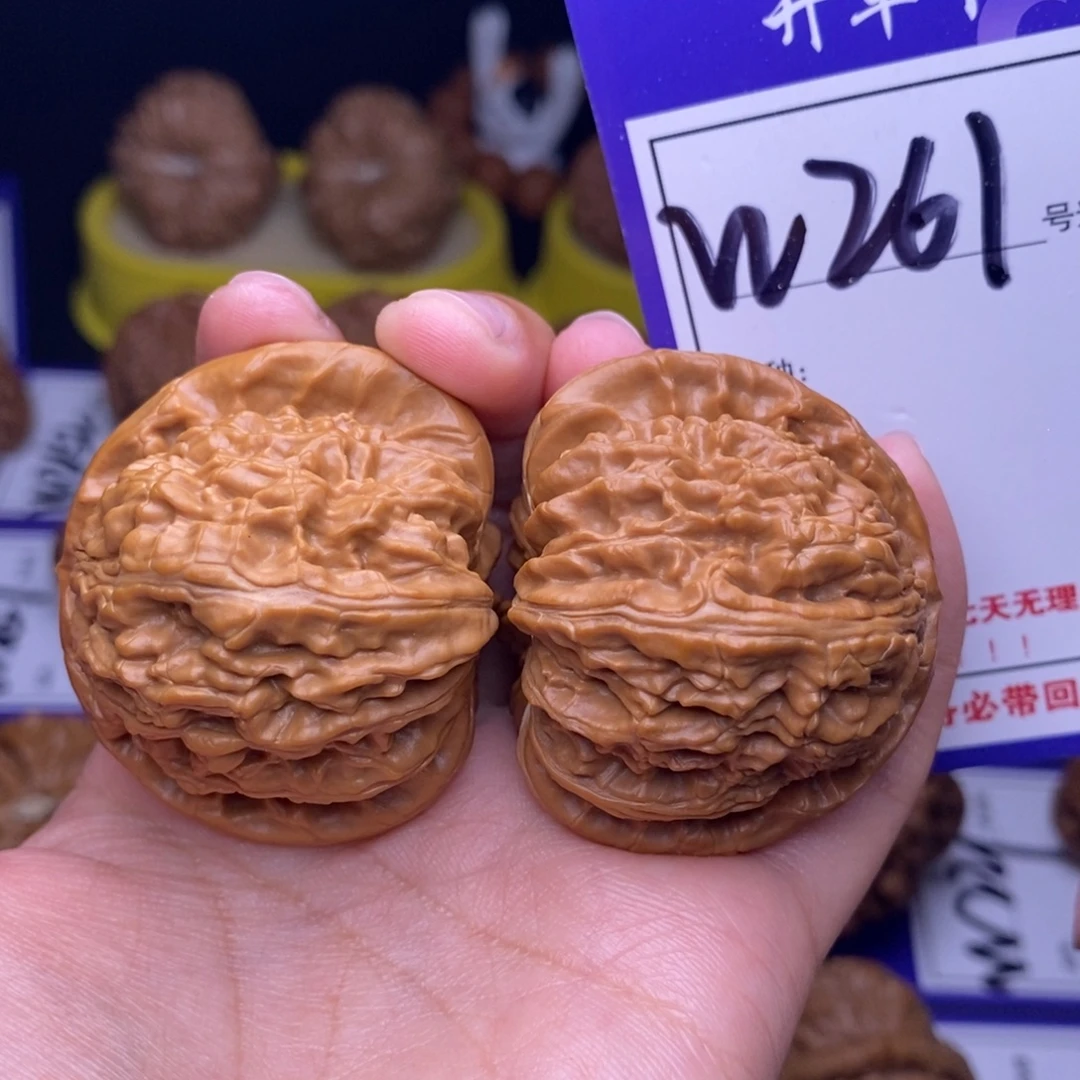 吊坠文玩核桃W161链接 白狮子43尺