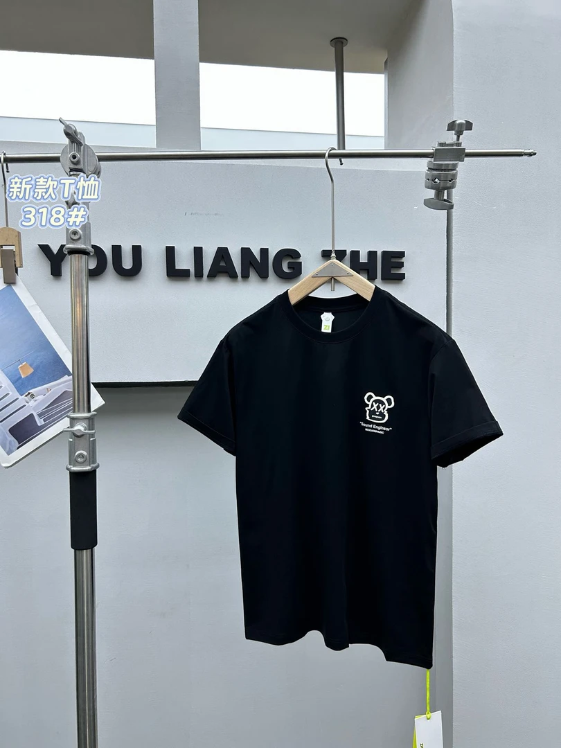 《黑色》小众设计时尚撤柜新款短T-318