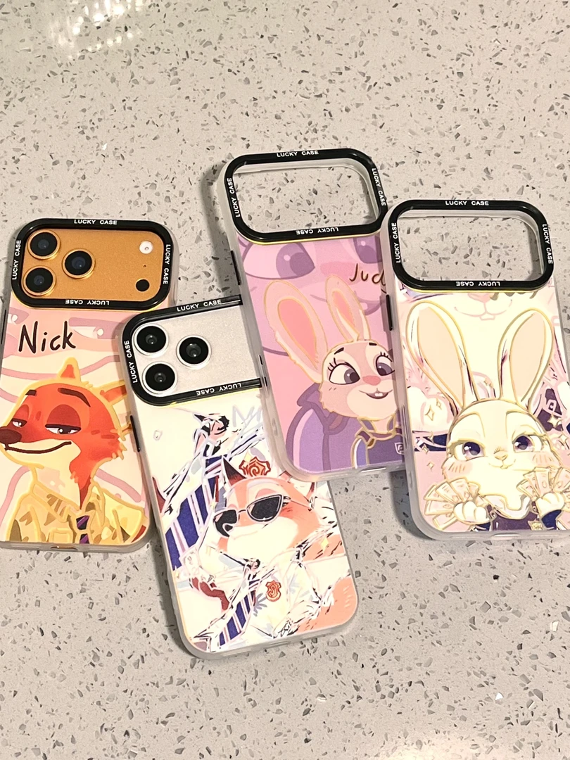 可爱兔子警官尼克狐狸镭射彩银壳适用苹果17/华为/小米防摔手机壳