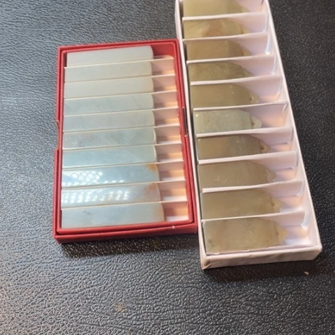 伊犁石印石简***底1.0青，1.5如各一组