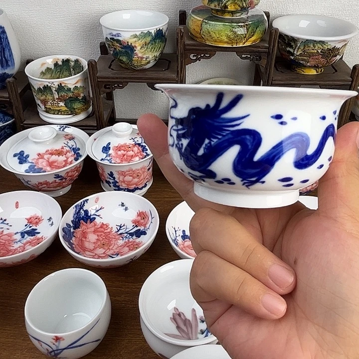 忠意堂釉下彩龙杯