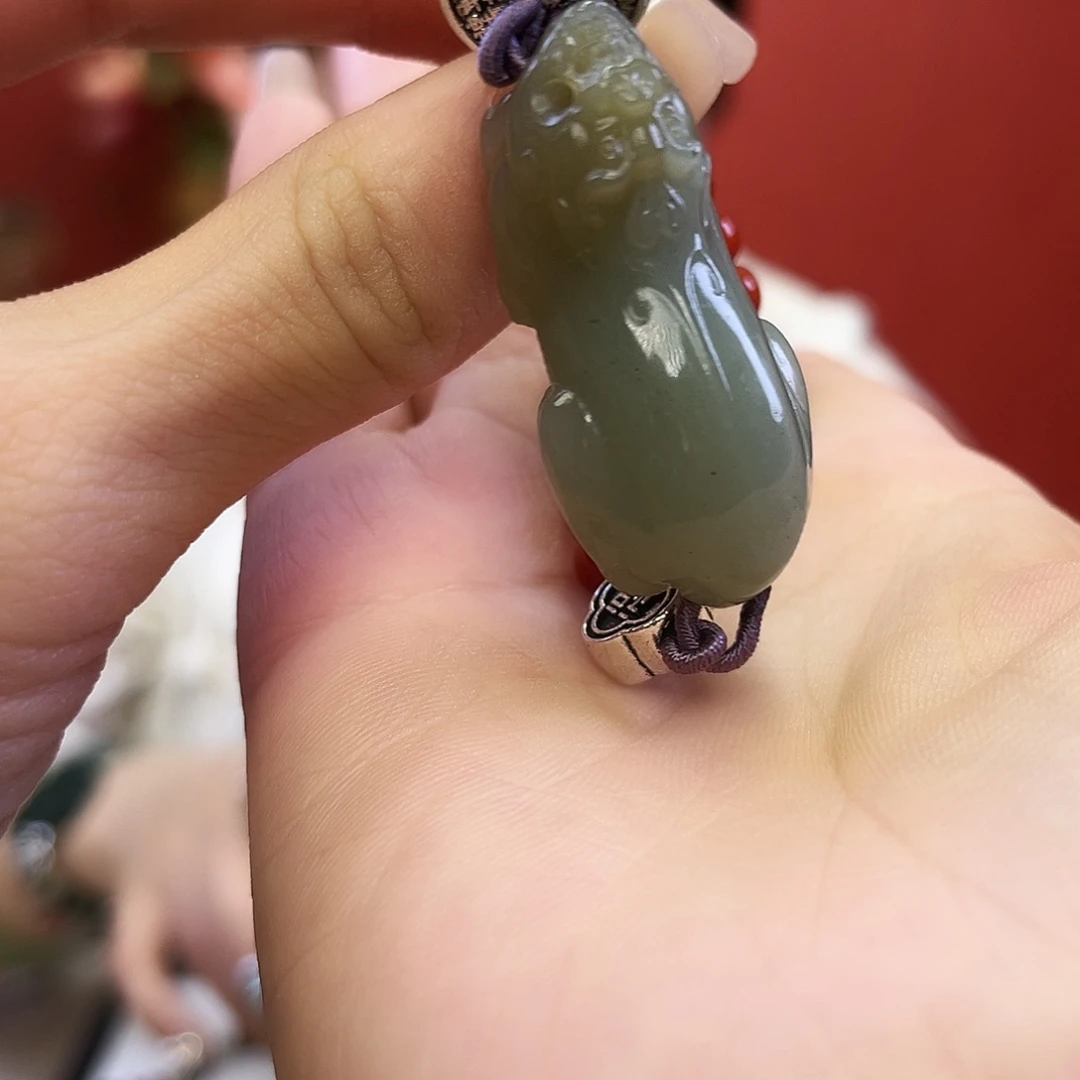 和田玉手链未镶嵌皮球