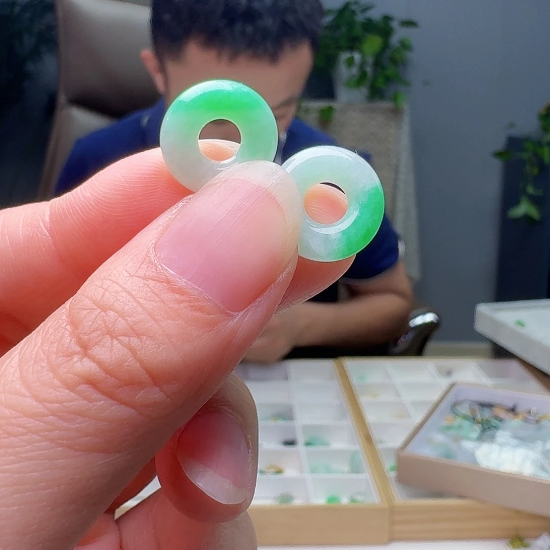 裸石翡翠天然翡翠