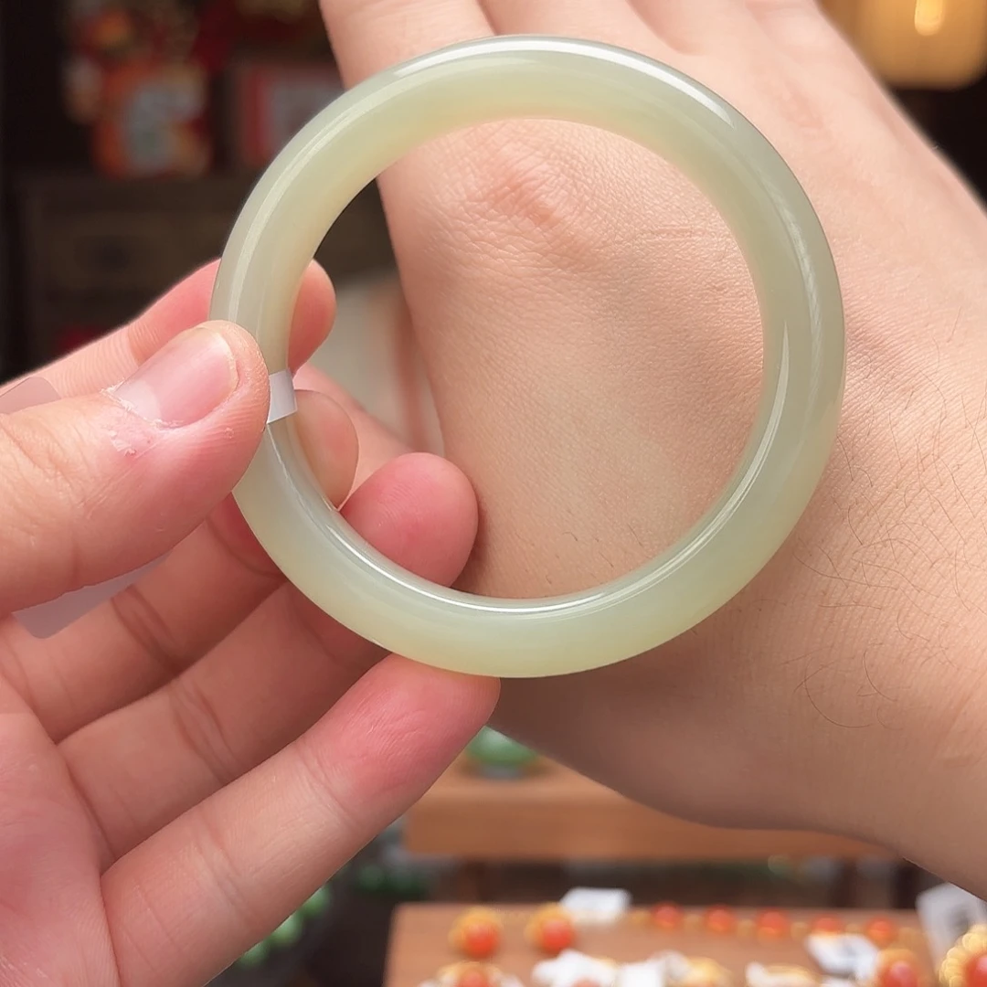 和田玉挂件未镶嵌uu42手镯55mm