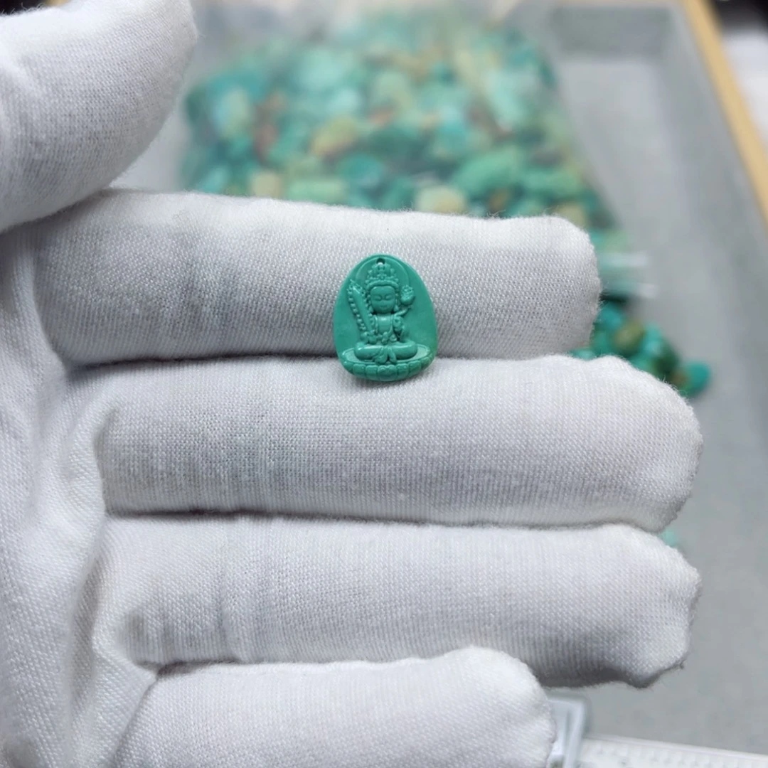 绿松石未镶嵌挂件