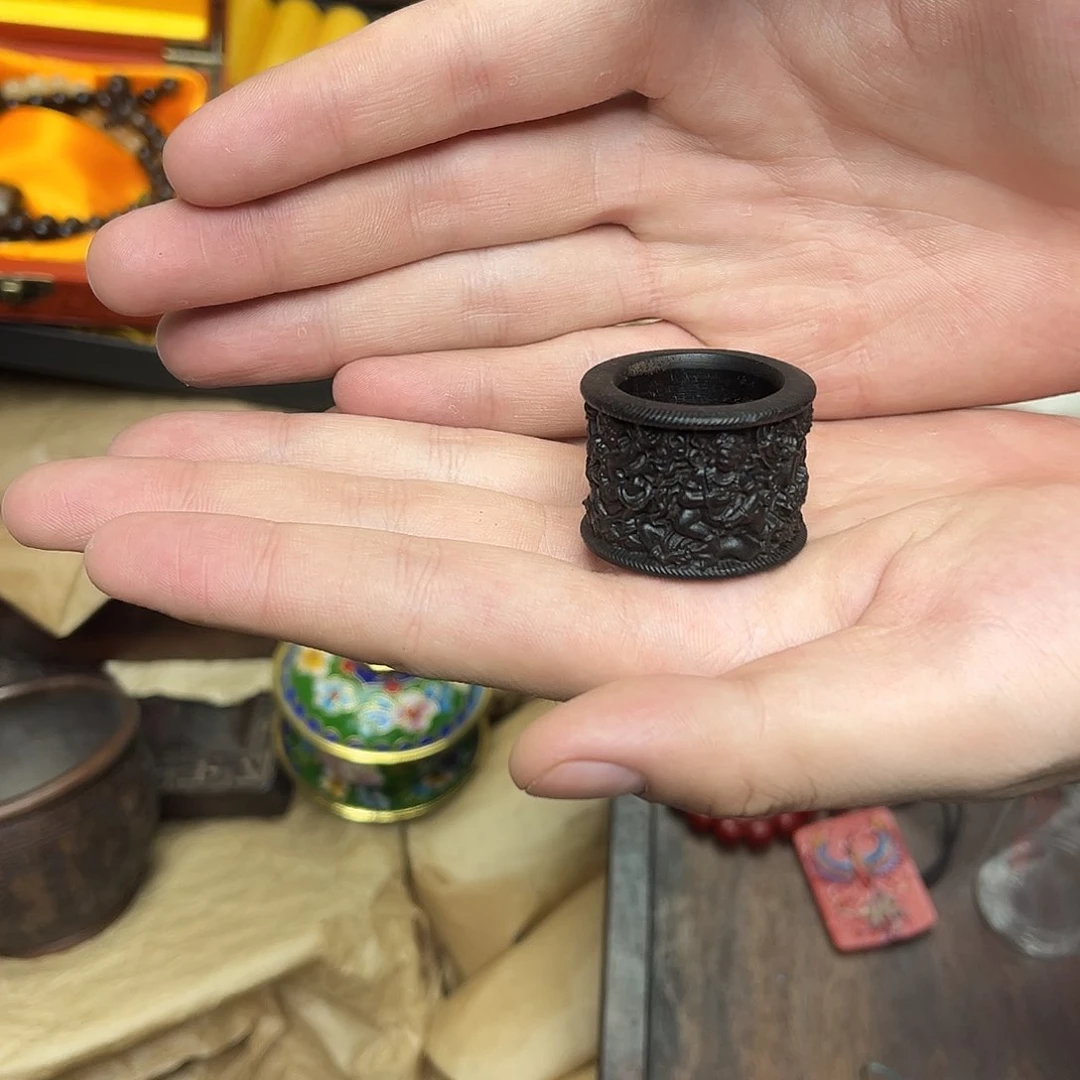 大叶紫檀（黑酸枝木类）