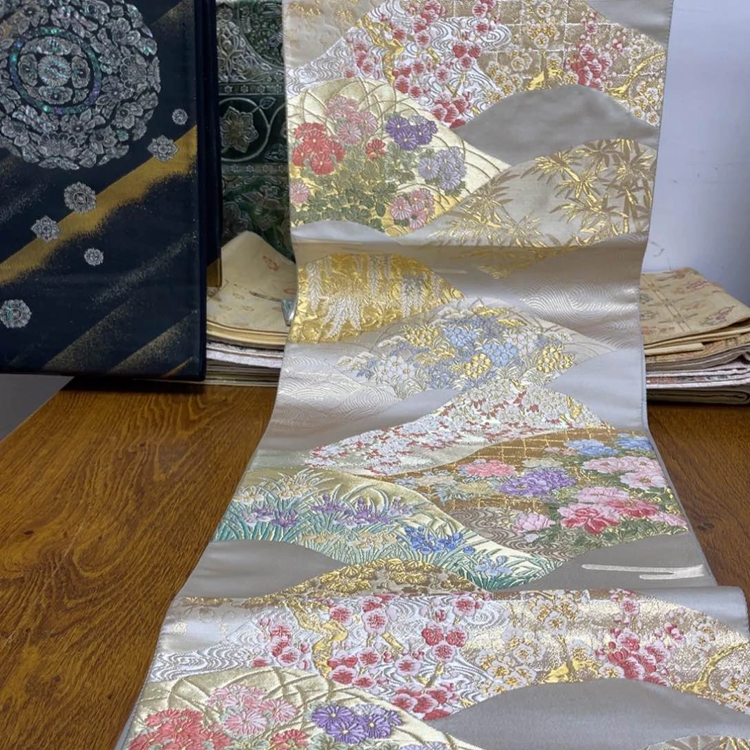 织绣织锦技艺高超的38