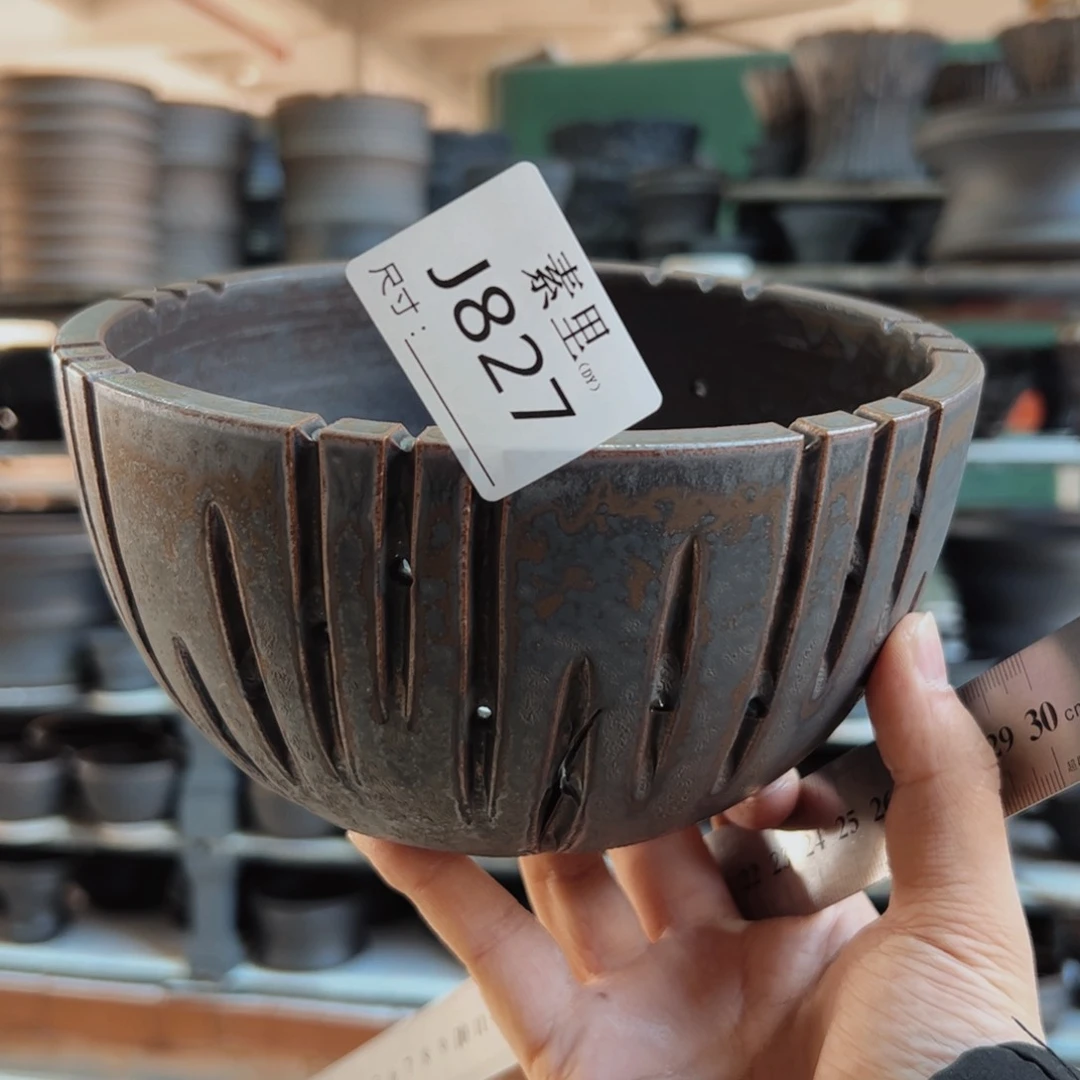 景德镇手工素里内口15.5高9瑕疵