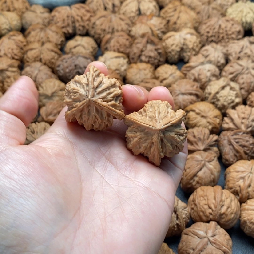 把件文玩核桃35盘山三棱