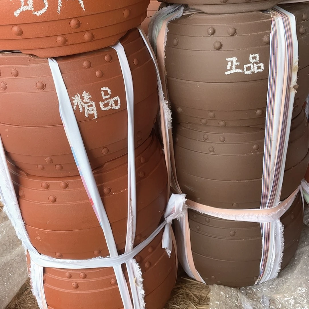精品紫砂一组四只圆鼓钉