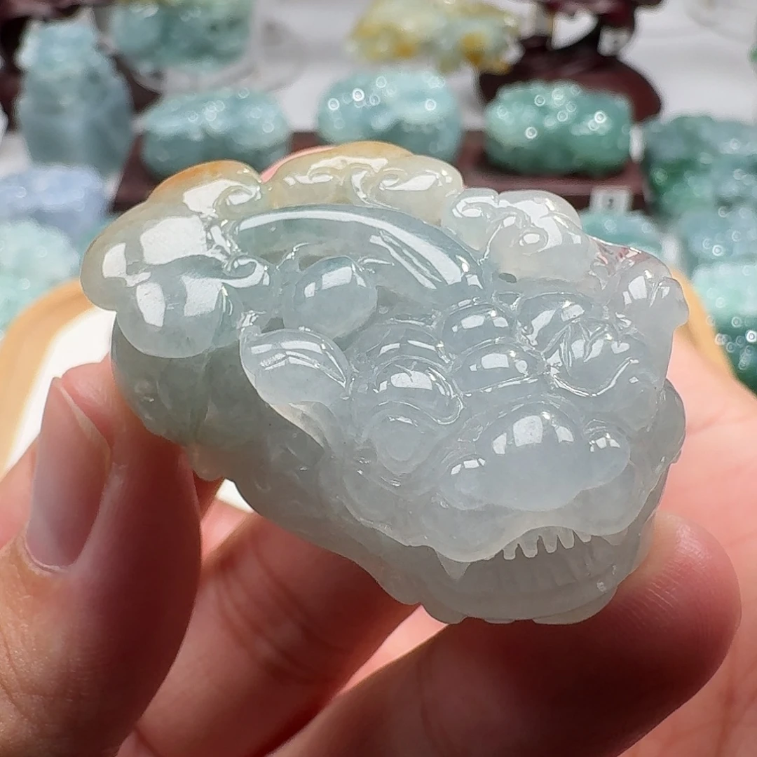 翡翠挂件未镶嵌貔貅